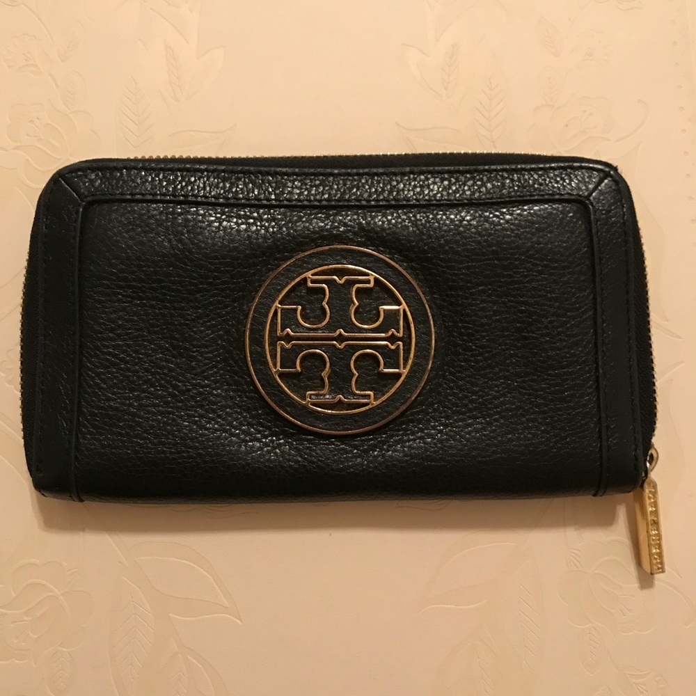 Authentic Tory Burch Wallet